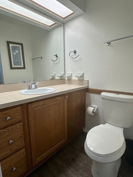 Building Photo - 42 Carla Ct