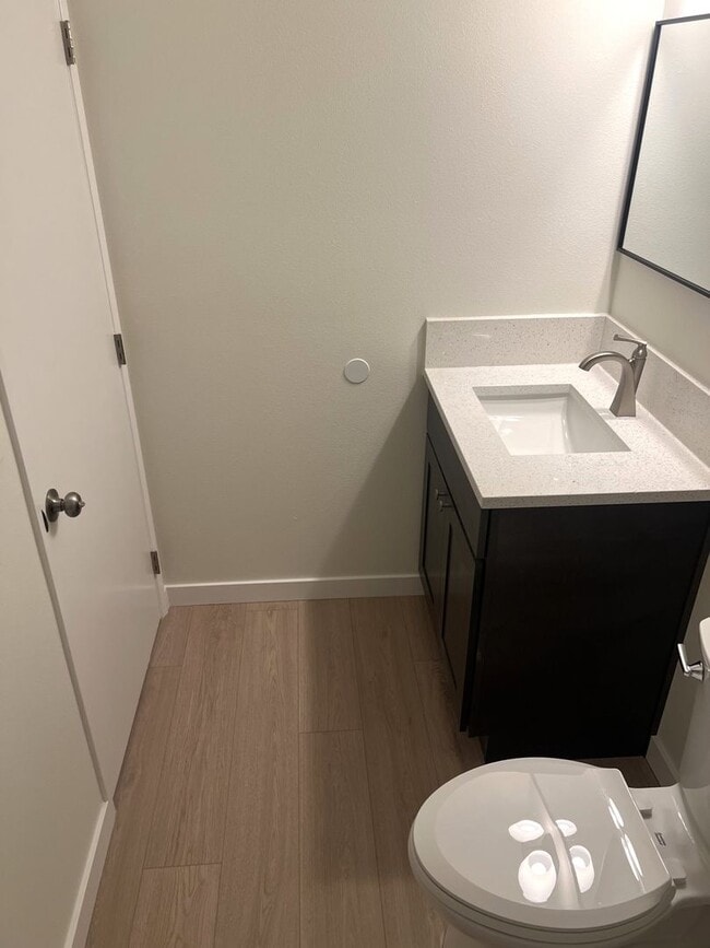 Building Photo - Pardee Duplex (A &amp; B)