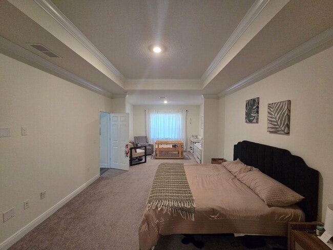 Building Photo - 18 W Sky Wy