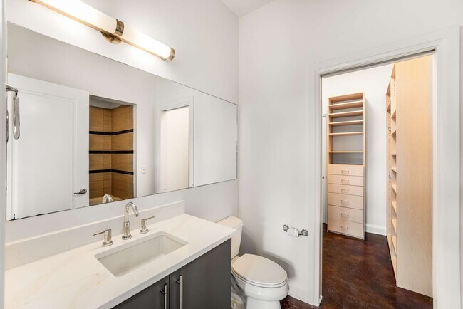 Building Photo - 1500 4th Ave N