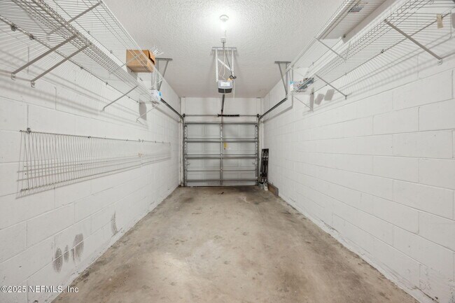 Building Photo - 12301 Kernan Forest Blvd