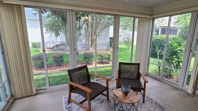 Building Photo - 971 Kingmont Terrace