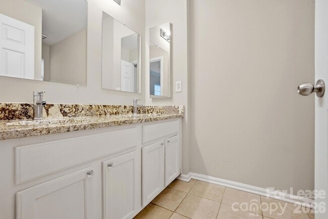 Building Photo - 3028 Misty Harbor Cir