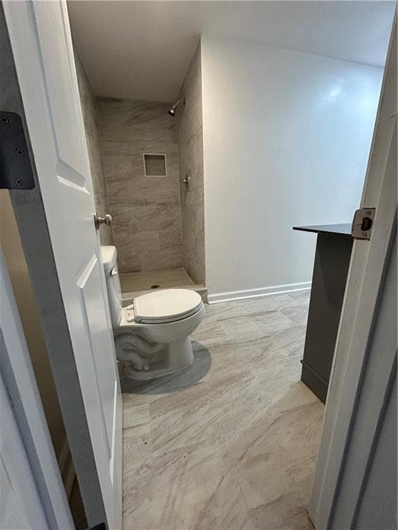 Building Photo - 1665 Avon Ave SW