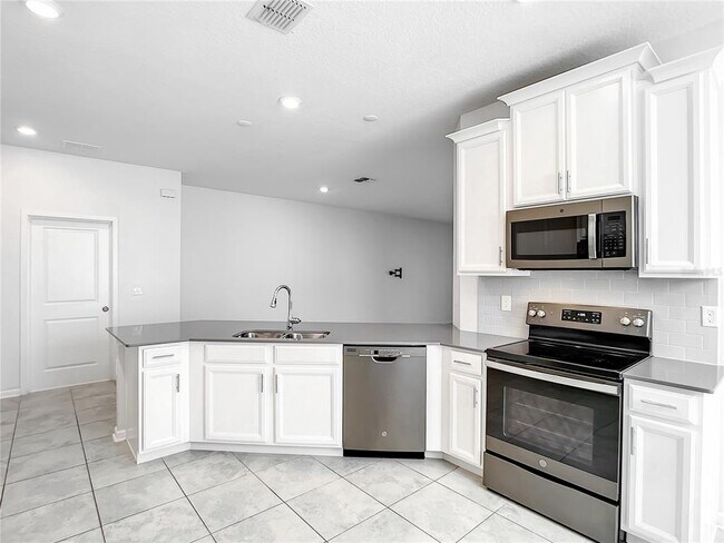 Building Photo - 1851 Dumbleton Pl