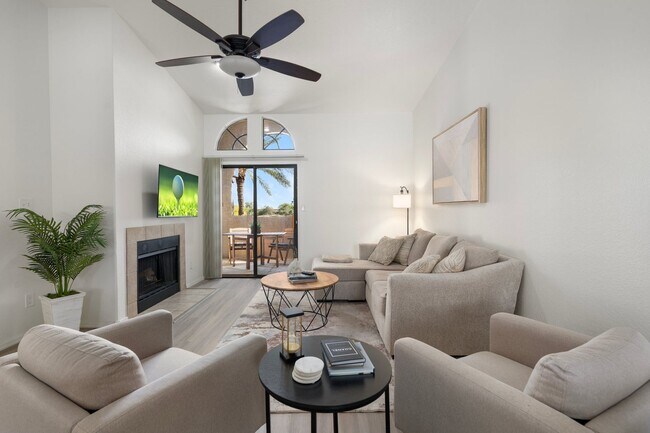 Building Photo - Scottsdale Condo!