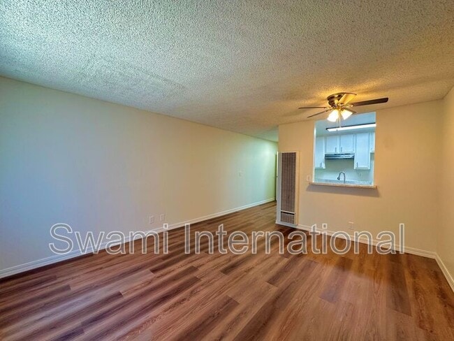 Building Photo - 26120 Belle Porte Ave