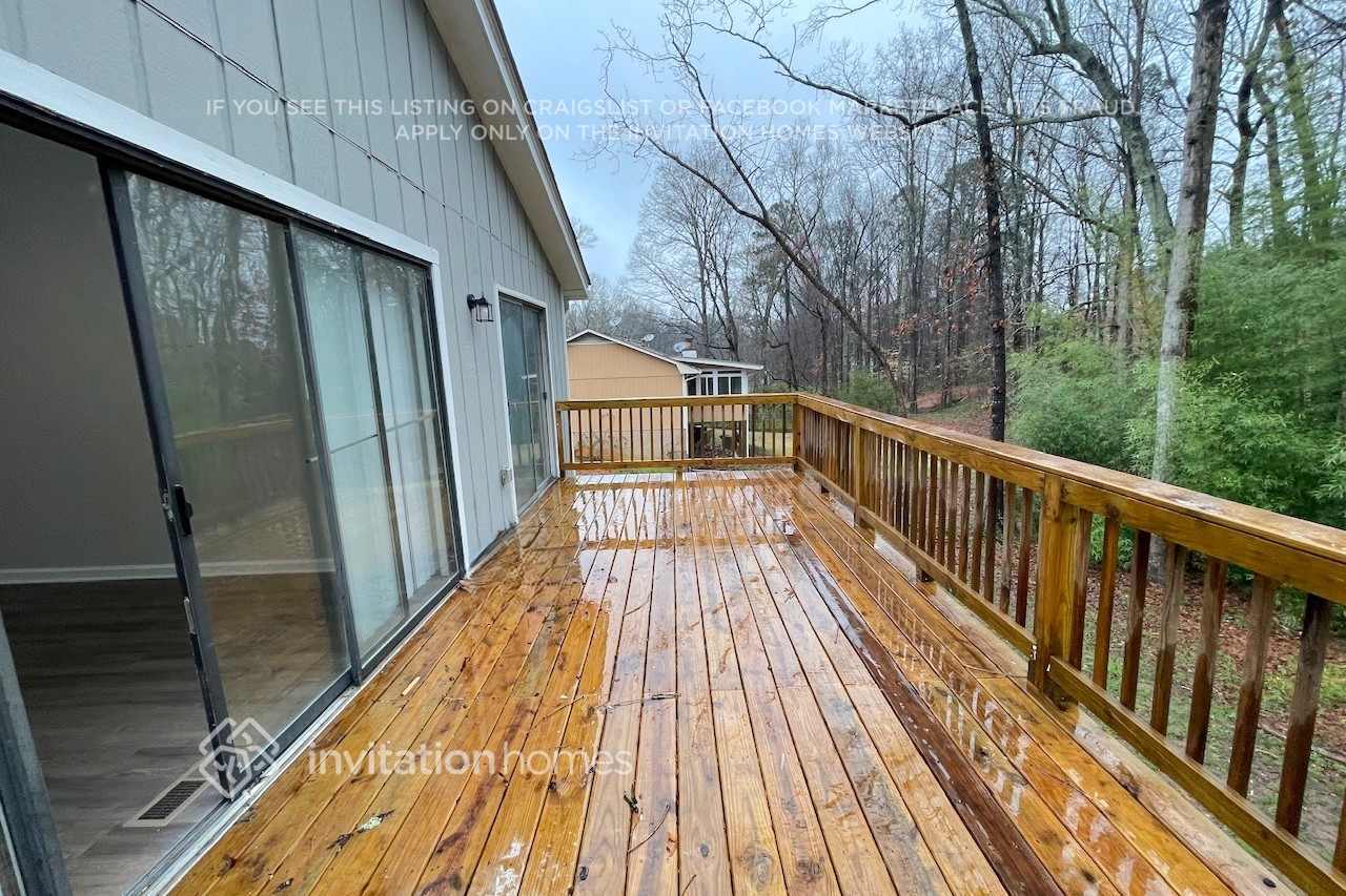 Building Photo - 3592 Todd Dr