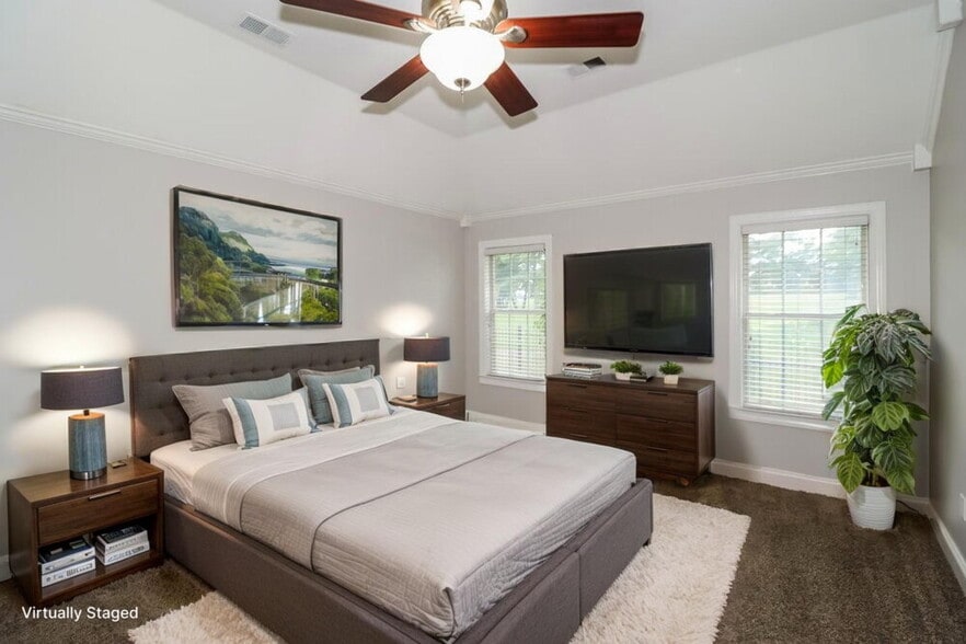 Building Photo - 7633 Meadow Ridge Ln