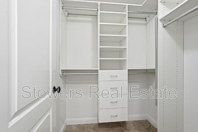 Building Photo - 500 Churchill Downs Ct