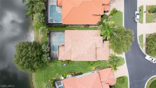 Building Photo - 8924 Ventura Way