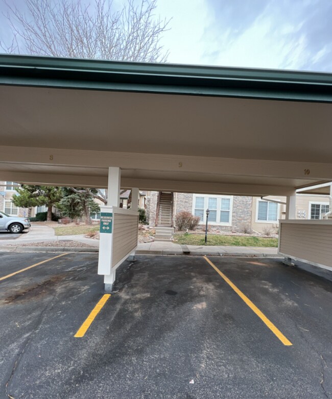 Building Photo - Upper Level Condo Near Cherry Creek State ...