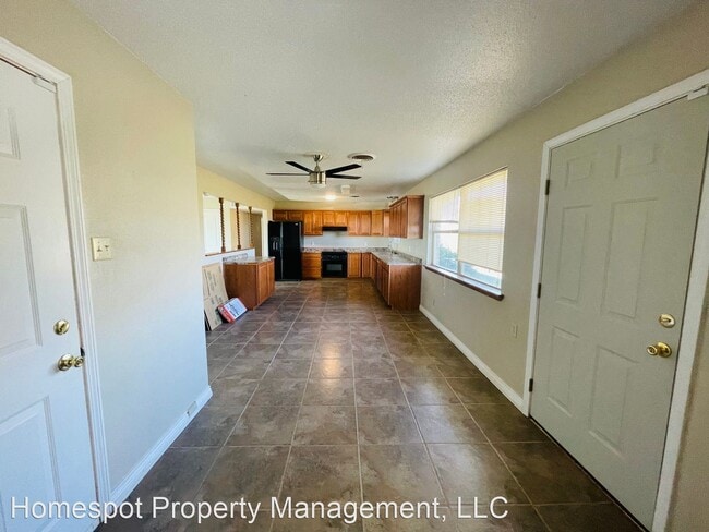 Building Photo - 3 br, 2 bath House - 1479A S Roosevelt Rd 5