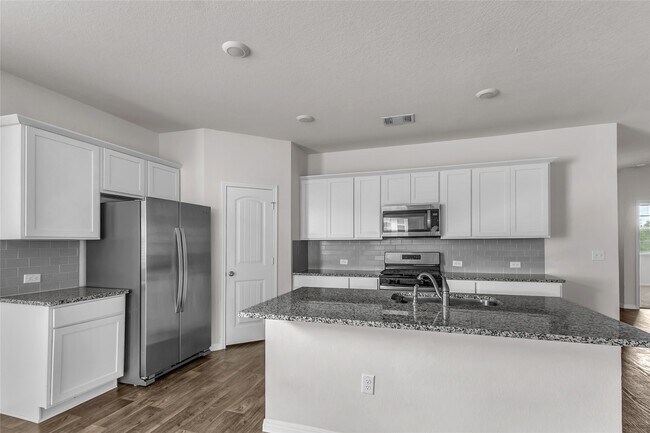 Building Photo - 228 Sunniberg Lp