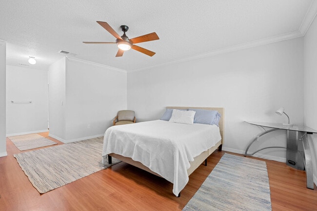 Building Photo - 9193 Pecky Cypress Ln