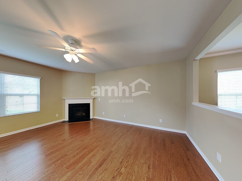 Building Photo - 3617 Althorp Dr