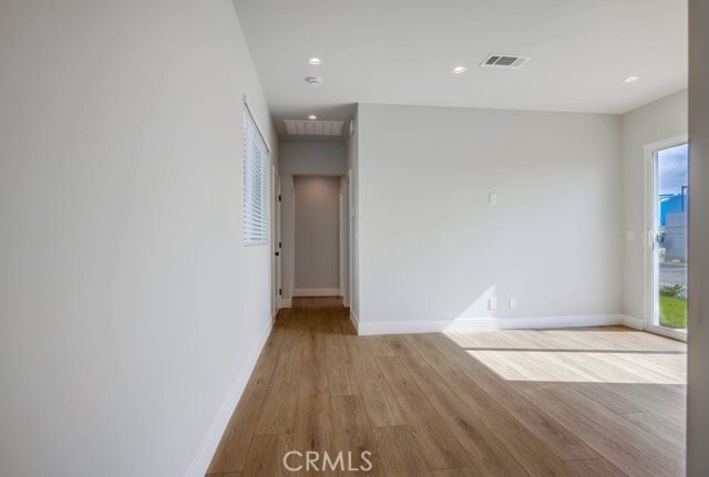 Building Photo - 622 W Julianna St