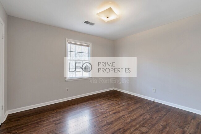 Building Photo - 2816 Deerwood Trail