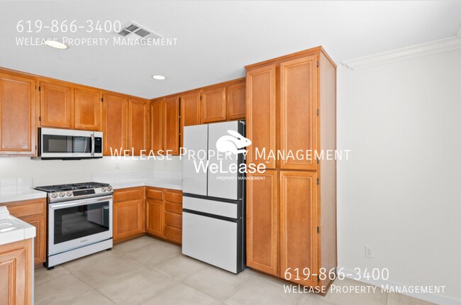 Building Photo - 3998 Carino Way