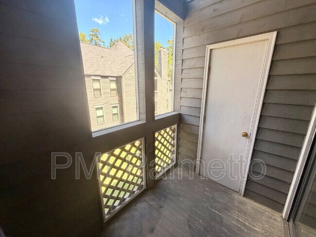 Building Photo - 3923 W Buchanan Dr
