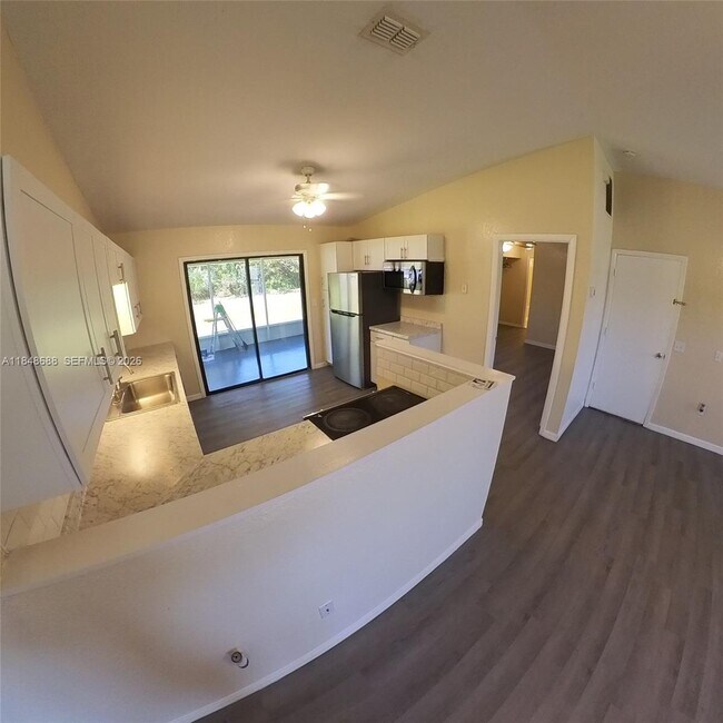 Building Photo - 21548 Seyburn Terrace