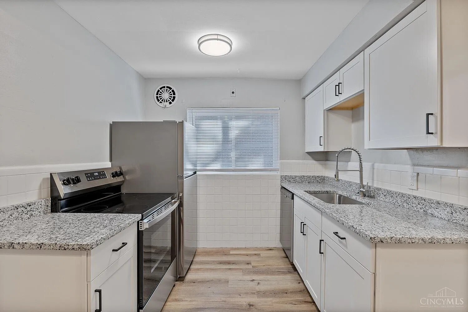 Building Photo - 6317 Girard Ave