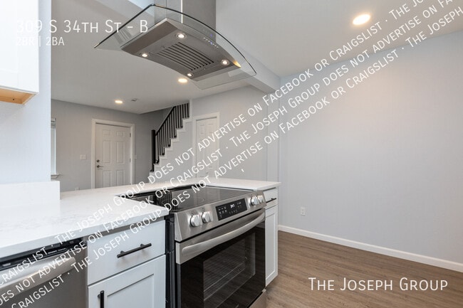 Building Photo - 309 S 34th St