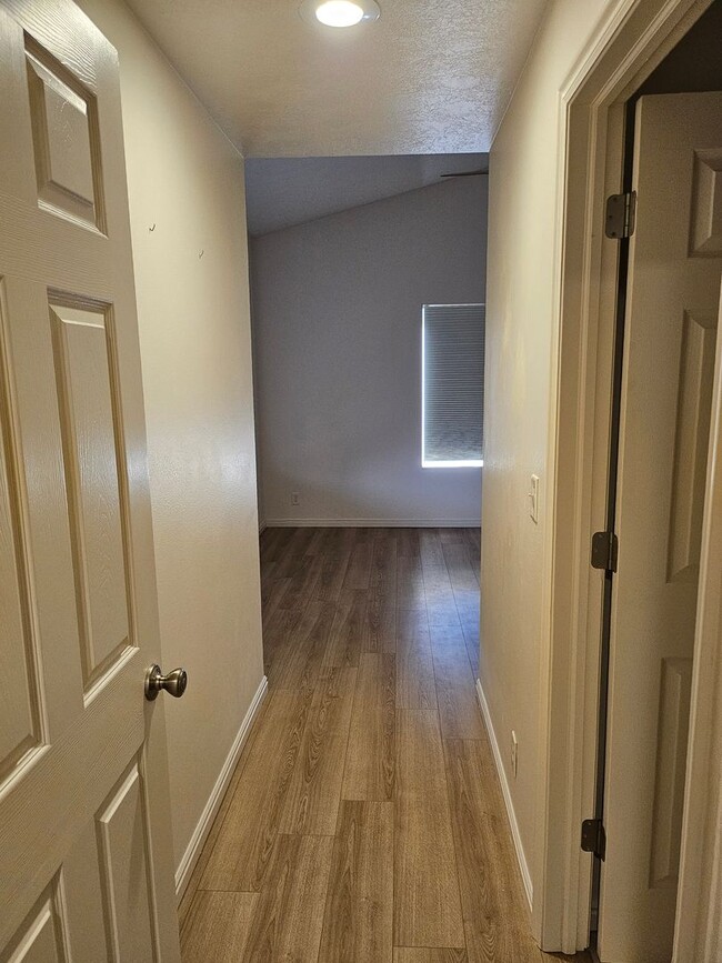 Building Photo - 1477 S 430 W