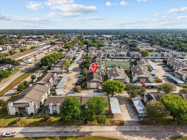 Building Photo - 250 El Dorado Blvd