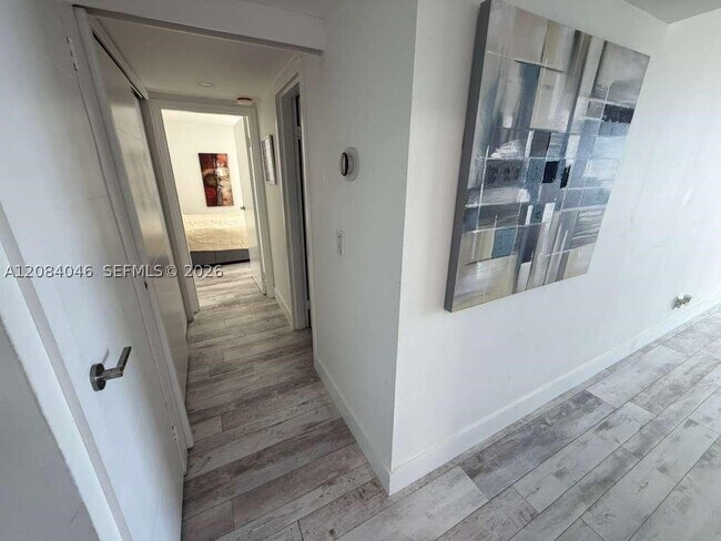 Building Photo - 13499 Biscayne Blvd