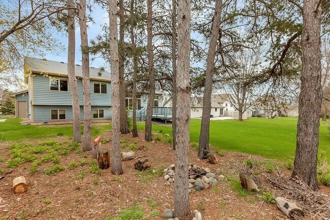 Building Photo - 813 8th St N