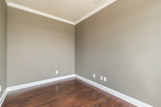 Building Photo - 2319 Patchen Wilkes Dr