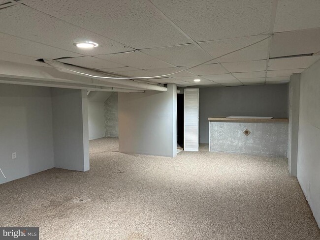 Building Photo - 1 Mission Ln