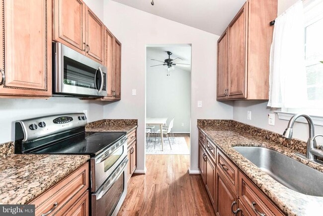 Building Photo - 1413 Valebrook Ln