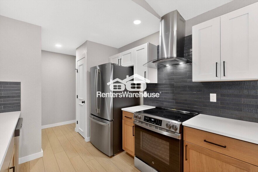 Building Photo - 1408 Seely St