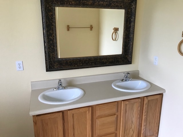 Building Photo - Maryville, 4 bedroom home with fireplace