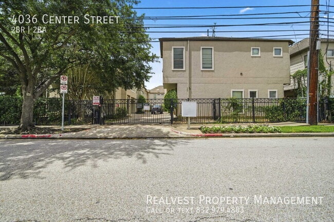 Building Photo - 4036 Center St