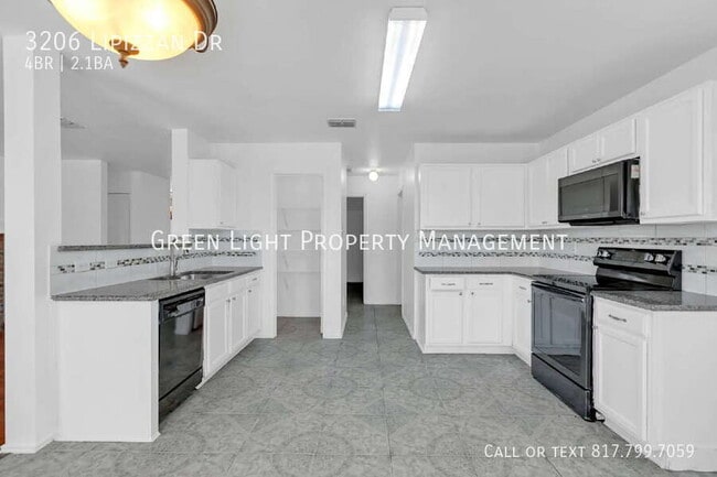 Building Photo - 3206 Lipizzan Dr