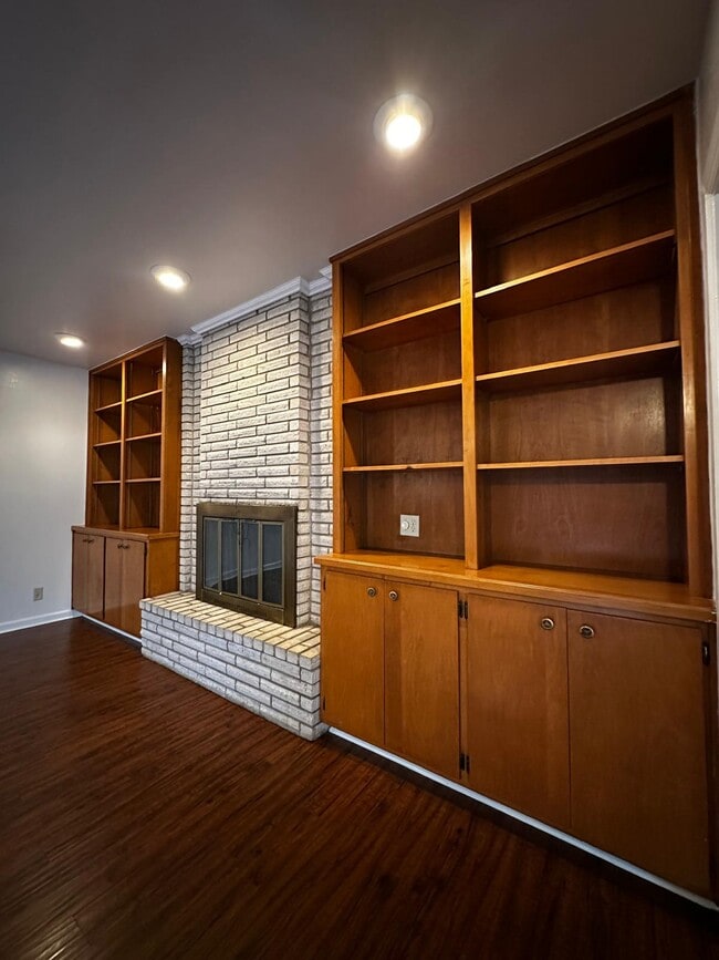 Building Photo - 5227 Galahad Dr