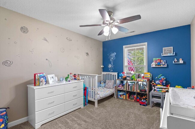 Building Photo - Charming 3-Bedroom Home with Bonus Room in...