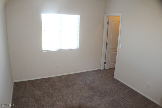 Building Photo - 5524 Markley Ave