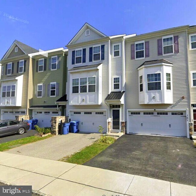 Building Photo - 153 Mercer Ct