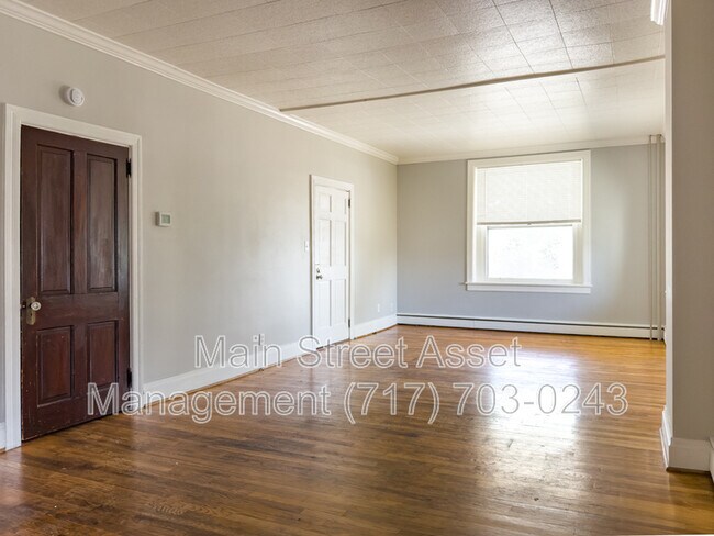 Building Photo - 139 S 29th St