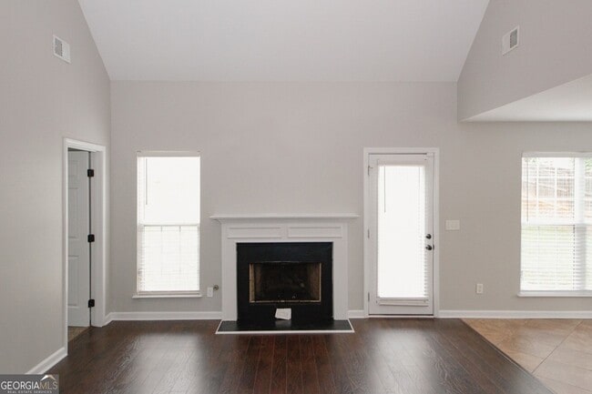 Building Photo - 7000 Lunar Blue Way