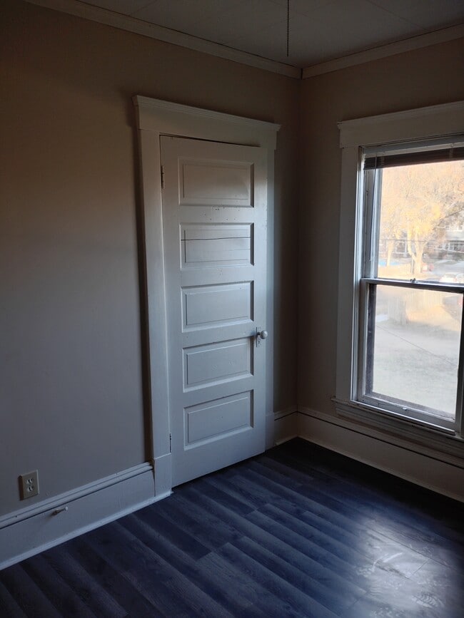 Floorplan - 9521 Macon Ave