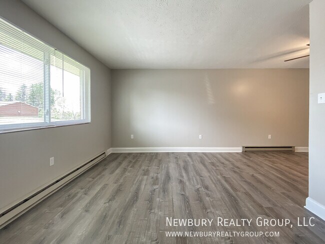 Building Photo - 29 Sunbury Estates