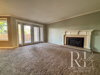 Building Photo - Charming 2-Bedroom, 1-Bath Apartment with ...