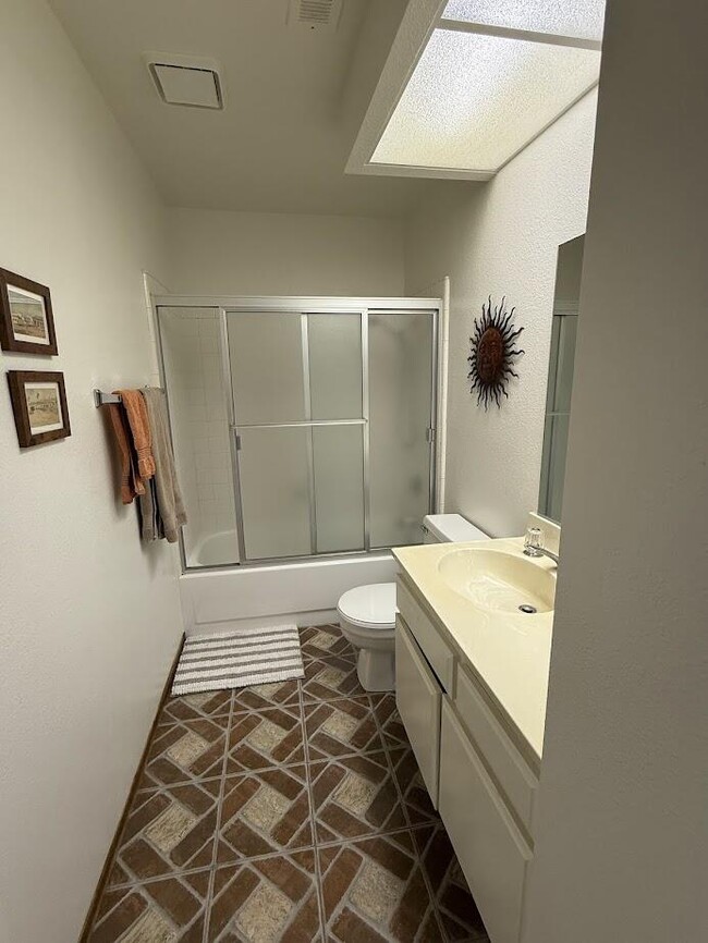 Building Photo - 72822 Tony Trabert Ln