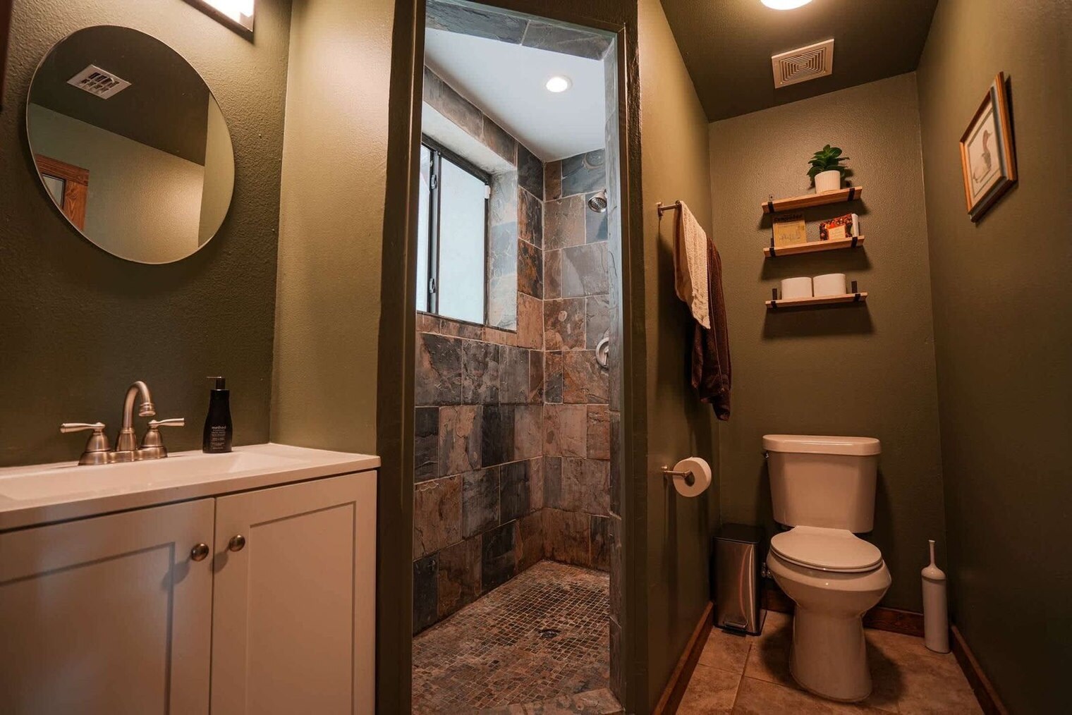 Building Photo - 371 Cloud Top