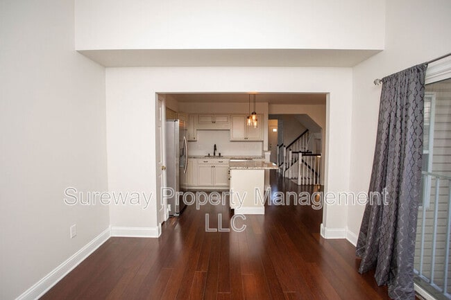 Building Photo - 130 Mount Vernon Ct